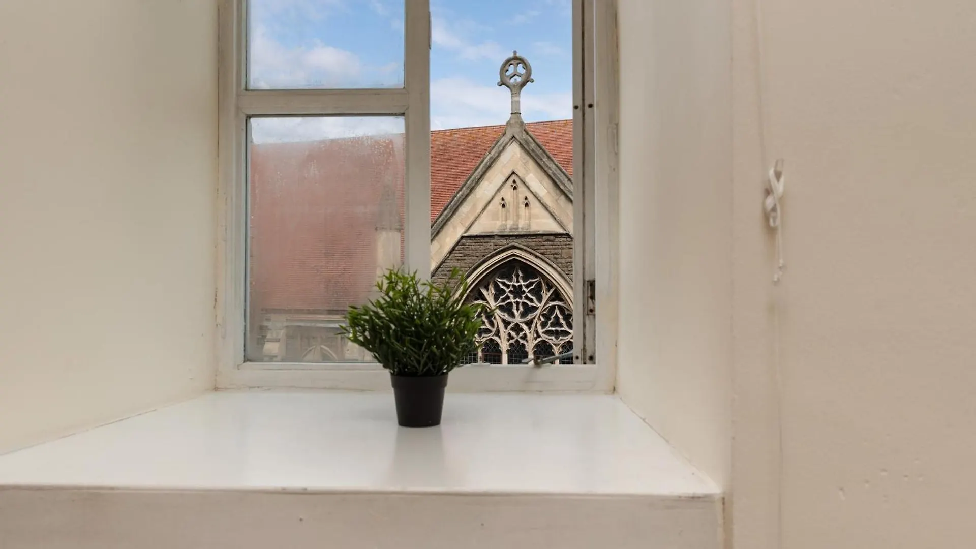 Cozy One Bedroom - Cardiff City Centre Apartment